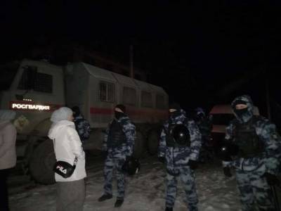 В Крыму оккупанты нагрянули с обысками в дома крымских татар
