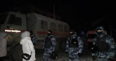 Российские оккупанты ночью устроили масштабные обыски у крымских татар (ВИДЕО)