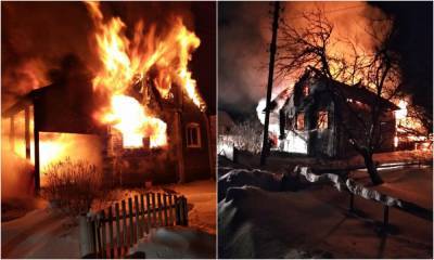 Пожар на юге Карелии: огонь полностью охватил жилой дом