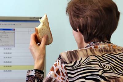 Диетолог назвала выгодные и полезные заменители колбасы на бутерброде