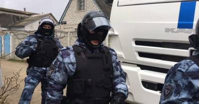 ФСБ проводит обыски в аннексированном Крыму: есть задержанные