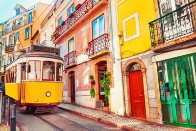 Португалия изменила закон о «золотых визах». Суммы для инвестирования выросли