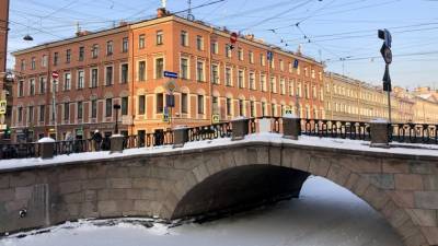 Среда в Петербурге будет морозной и облачной