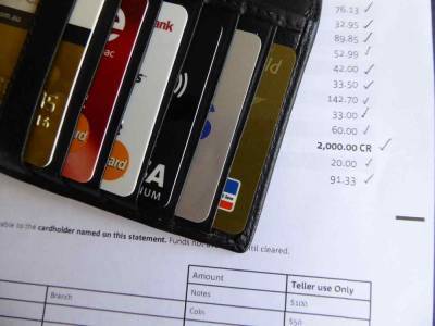 Стали известны случаи блокировки клиентских карт банками