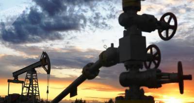 Мировые цены на нефть растут на фоне вынужденного сокращения добычи в Техасе