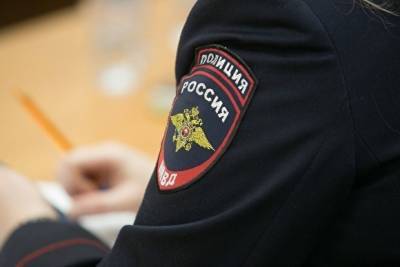 В Магнитогорске сотрудницу полиции подозревают в получении взятки от юриста