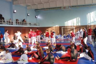 В Донецке провели соревнования по каратэ
