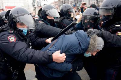 МВД начало проверку действий силовиков на несогласованных акциях в Москве