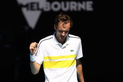 Видеообзор победы Медведева над Рублёвым в 1/4 финала Australian Open