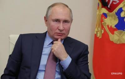 Путин о запрете телеканалов в Украине: Прихлопнули