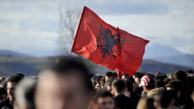 Косово собралось в Албанию