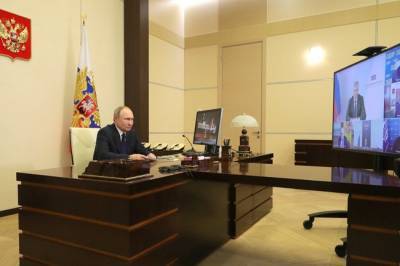 Путин обсудил с депутатами, как пройти выборы без потрясений