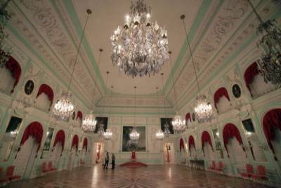 Пять музеев откроются для посетителей с 20 февраля в Петергофе и Ораниенбауме - interfax-russia.ru - г. Александрия - Петербург