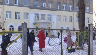 В Киеве школы и детсады оказались под угрозой закрытия: что стало причиной