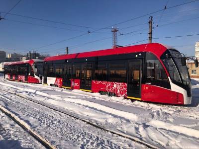 В Пермь поставили 15 новых трамваев «Львенок»