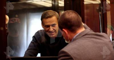 Политолог заявил о давлении западных элит на ЕСПЧ из-за Навального