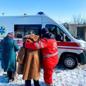В Николаевской области спасли мужчину, который упал в колодец. Фото