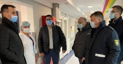 Главный санврач в Ивано-Франковске проинспектировал больницы: будут разворачивать еще кровати