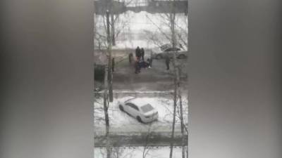 Женщина попала под колеса автомобиля на Придорожной Аллее
