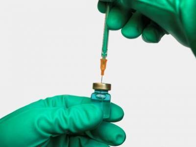Еще одна страна зарегистрировала российскую вакцину от коронавируса