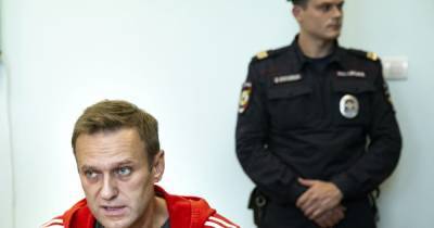 "Как в кино про космос": Навальный рассказал о своем пребывании в СИЗО