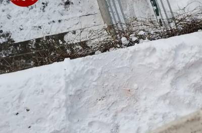 В Киеве девочка-подросток упала с 16 этажа