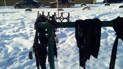 В Кимрах Тверской области коммунальщики жалуются на штаны в канализации