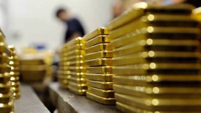 На фоне кризиса вывоз золота из РФ рекордно увеличился