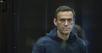 ЕСПЧ потребовал выпустить Навального