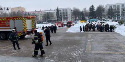 Виталий Коваль - В здании Ровенской ОГА произошел пожар, людей эвакуировали — фото - nv.ua