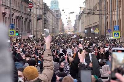 «Уличный протест замучают дубинками»: продолжатся ли в РФ митинги
