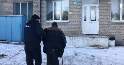 В Херсонской области спасли пожилого мужчину, который едва не замерз в заброшенном здании