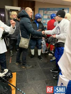 Шугалей встретился с хоккеистами молодёжного клуба Сыктывкарского университета