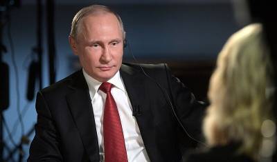 Путин призвал глав фракций противостоять постороннему вмешательству в выборы Госдумы