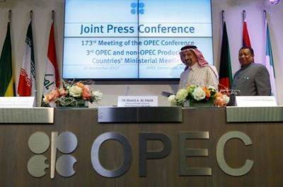 С.Аравия планирует увеличить добычу нефти на фоне восстановления цен - WSJ