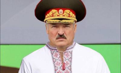 Лукашенко насаждает в стране махровый красно-зеленый национализм