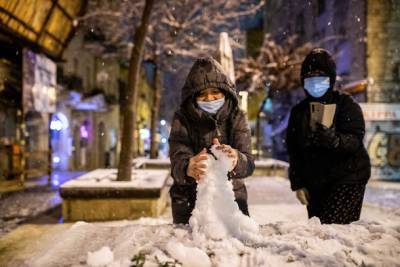Зимняя ночь в Иерусалиме: снегопад и нулевая температура
