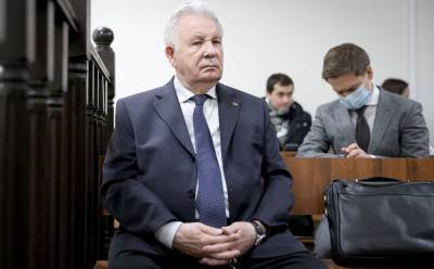 Суд приговорил экс-губернатора Хабаровского края к условному сроку