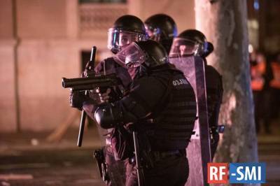 В Испании полиция жестко разгоняет митинги в поддержку рэпера Пабло Аселя