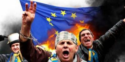 Украина стала жертвой эксперимента по внедрению массового сумасшествия
