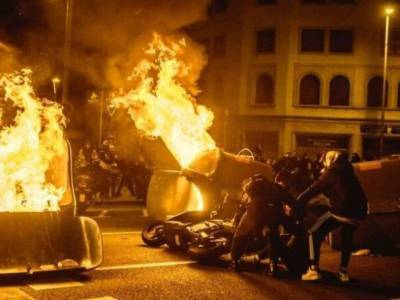 В Испании в протестах против задержания рэпера ранены 55 человек