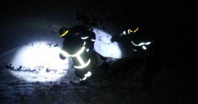Переходили реку: в Днепропетровской области под лед провалились и погибли два человека
