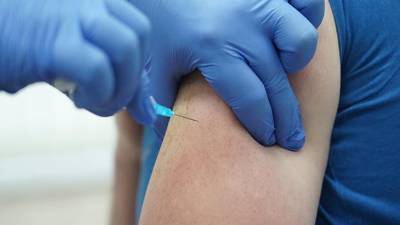 В Москве начались испытания вакцины от COVID-19 «Спутник Лайт»