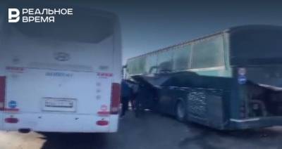 Автоинспекторы помогли добраться до Казани детской спортивной команде, у которой сломался автобус
