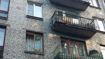 Бросивший сына с балкона житель Торжка находился под наркотиками - polit.info - Торжка