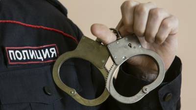 Житель Подмосковья совершил ограбление при помощи вешалки