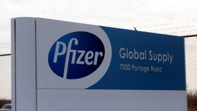 Байден перенес посещение завода Pfizer в Мичигане на пятницу