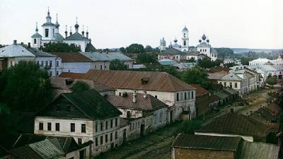 Из Петербурга в Москву: тест RT о городах между столицами России
