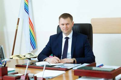 Александр Головатый - Мэр российского города сообщил об обысках в своем доме - lenta.ru - Биробиджан
