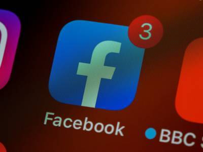 Facebook удалил все новости на страницах австралийских СМИ из-за нового закона